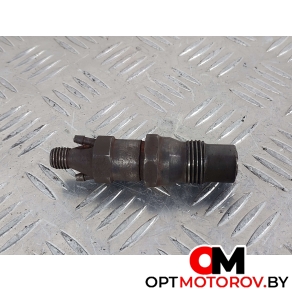 Форсунка топливная  Volkswagen Transporter T4 1996 068130202, KCA30S44 #1