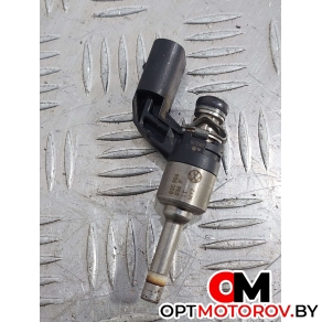 Форсунка топливная  Volkswagen Golf 6 поколение 2009 03C906036F #1