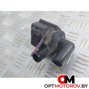 Насос антифриза дополнительный  Volkswagen Passat B6 2008 701713280 #1