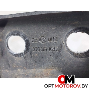 Усилитель бампера переднего  Skoda Superb 2 поколение 2011 3T0807109C #5