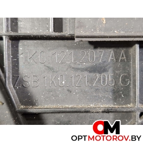 Передняя панель (телевизор)  Audi A3 8P/8PA [рестайлинг] 2006 1K0121207, 1K0121251N, 8P0805594A #2