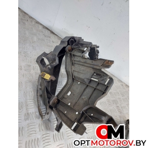Крепление фары правой  Audi A4 B7 2008 8K0805608R, 1301073034 #5