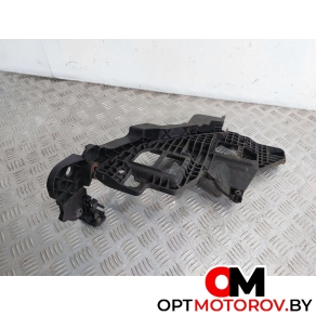 Крепление фары левой  Volkswagen Golf 6 поколение 2009 5K0807889H, 5K0807227A #4
