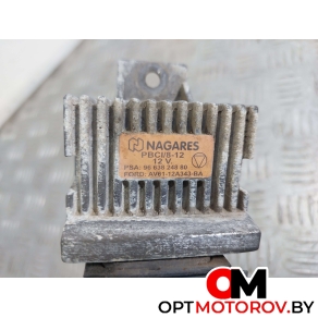 Теплообменник масляного фильтра  Land Rover Range Rover Evoque L538 2011 AV6112A343BA #2