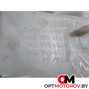 Бачок омывателя  Volkswagen Golf 6 поколение 2009 1K0955453Q, 1K0955453R, 1K0955453S, 1K6955651 #4