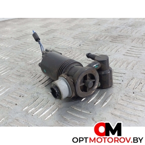 Насос (моторчик) омывателя стекла  Ford Fiesta 6 поколение 2012 8A6117K624AA #3