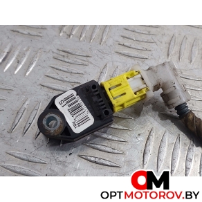 Датчик удара  Toyota Auris 1 поколение 2008 8917302050 #1