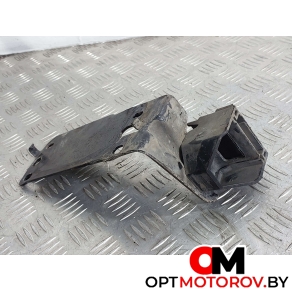 Кронштейн радиатора  BMW 3 серия E90/E91/E92/E93 2007 51647117811, 17117524956, 7117811, 7524956 #2