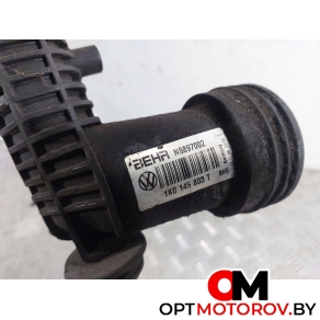 Кронштейн крепления бампера переднего  Volkswagen Golf 6 поколение 2009 1K0145803T #4