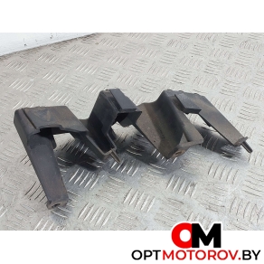 Кронштейн крепления бампера переднего  Land Rover Freelander 1 поколение 2004 DPN500080 #2