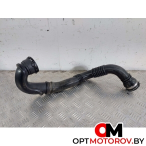 Патрубок интеркулера  Opel Astra J 2011 13265281 #2