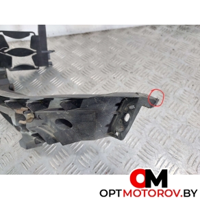 Крепление фары левой  Audi A4 B8/8K 2009 8K0805607C #5