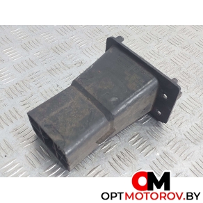 Кронштейн крепления бампера переднего  Peugeot 3008 1 поколение 2012 9682791480 #2