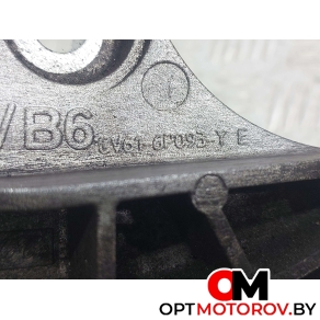 Кронштейн полуоси  Ford Focus 3 поколение 2014 CV616P093YE #3