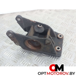 Кронштейн полуоси  Renault Master 2 поколение [рестайлинг] 2003 8200027177B #1