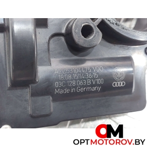 Патрубок интеркулера  Volkswagen Golf 5 поколение 2006 03C128063B #2