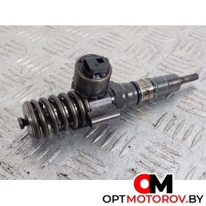 Форсунка топливная  Audi A4 B7 2007 0414720404, 03G130073G #1