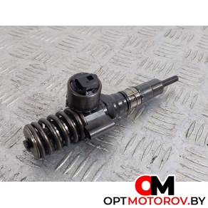 Форсунка топливная  Audi A4 B7 2007 0414720404, 03G130073G #1