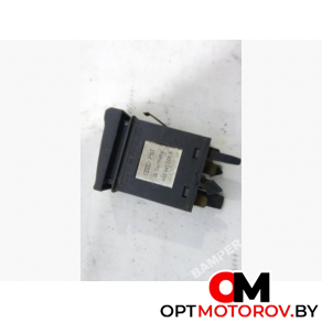 Кнопка аварийной сигнализации  Audi A6 4A/C4 1995 4A0941509A #1