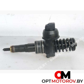 Форсунка топливная  Volkswagen Touran 1 поколение 2004 038130073AG #2