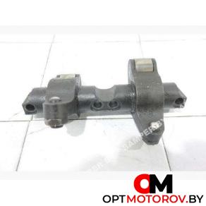 Коромысло клапана (рокер)  Volkswagen Passat B5 2001 038443B #2