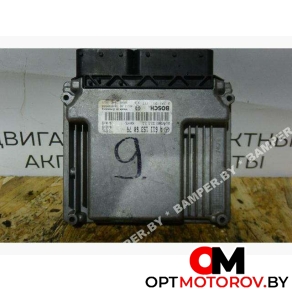 Блок управления двигателем  Mercedes-Benz Vito W639 2006 6111535079,0281011171 #1