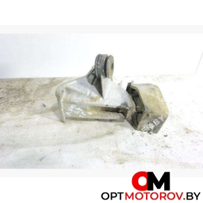 Кронштейн коробки (балка кпп)  Audi 100 4A/C4 1991 4A0399114G #2