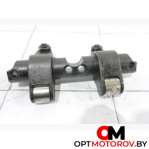 Коромысло клапана (рокер)  Audi A4 B6 2002 038443B #1