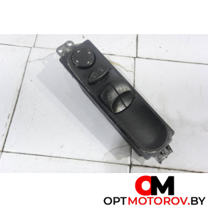 Кнопка стеклоподъемника двери левой  Mercedes-Benz Sprinter 2 поколение (W906) 2007 9065451213 #1