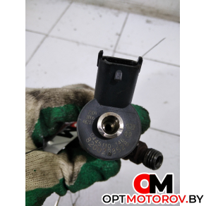 Форсунка топливная  Opel Corsa D 2008 0445110146 #2