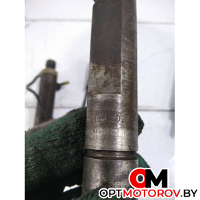 Форсунка топливная  Volkswagen Passat B5 1999 028130202Q #4