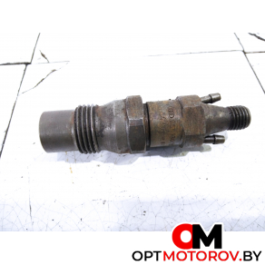 Форсунка топливная  Volkswagen Transporter T4 1999 068130202 #1