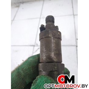 Форсунка топливная  Volkswagen Passat B3 1993 0986431206 #2