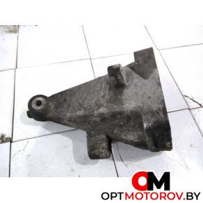 Кронштейн двигателя  Mercedes-Benz Sprinter 2 поколение (W906) 2006 A6462230304 #1