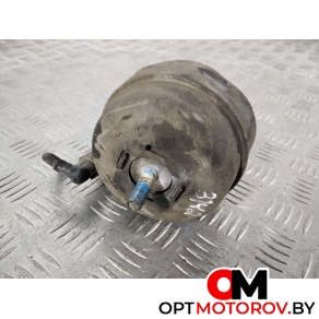 Подушка крепления двигателя  Audi A6 4F/C6 2004 4F0199379L #3