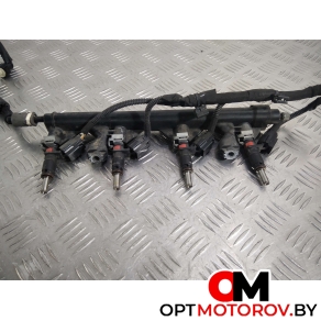 Форсунка топливная  Peugeot 308 T7 2009 757564580, 752817680 #1