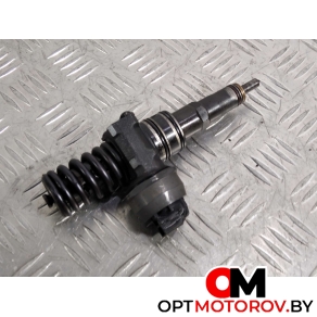 Форсунка топливная  Volkswagen Golf 5 поколение 2006 038130073AL, 0414720039 #2