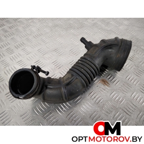 Патрубок воздушного фильтра  Kia Sorento 1 поколение 2004 281303E210 #1