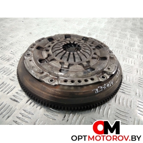 Комплект сцепления  Opel Zafira 2 поколение (B) [рестайлинг] 2011 121006710, 321010510 #1