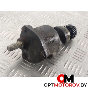 Вакуумный насос  Volkswagen Passat B4 1996 028207A #4