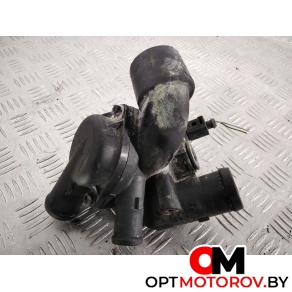 Корпус термостата  Volkswagen Touareg 1 поколение 2004 022121121D #6