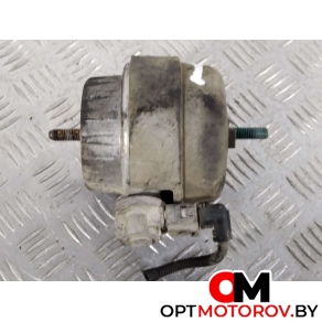 Подушка крепления двигателя  Audi A6 4F/C6 2006 4F0199379H #4