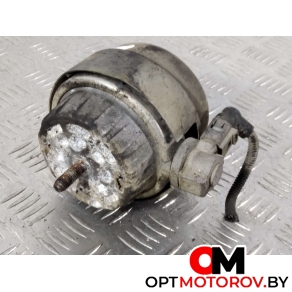 Подушка крепления двигателя  Audi A6 4F/C6 2006 4F0199379H #3
