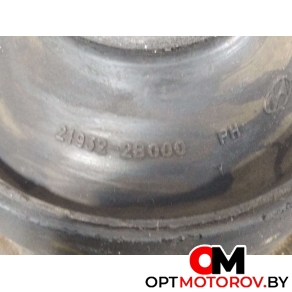 Подушка крепления КПП  Hyundai Santa Fe 2 поколение (CM) 2006 219322B000 #6