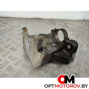 Кронштейн полуоси  Land Rover Freelander 2 поколение 2008 6G9N4H473CC #6