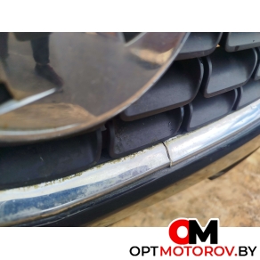 Бампер передний  Opel Astra J 2011  #4