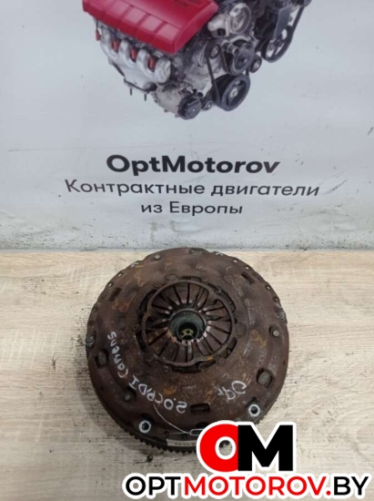 Маховик  Kia Carens 2 поколение 2004 23200-27400          #1