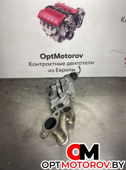  258000R010           #4