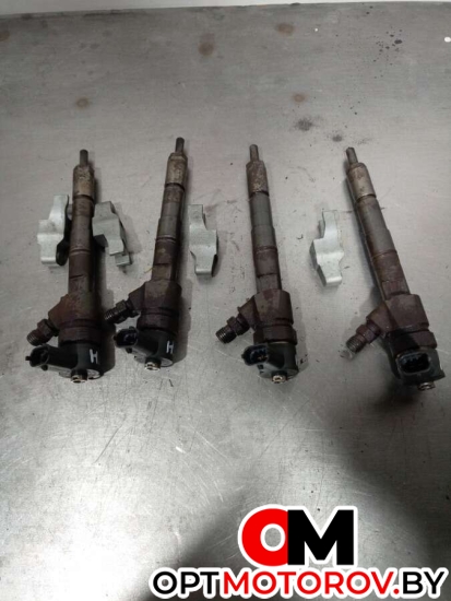 Форсунка топливная  Opel Insignia 1 поколение (A) 2010 445110327            #1