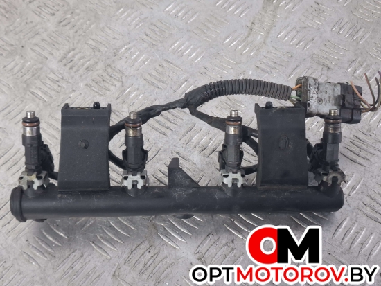 Форсунка топливная  Citroen C4 1 поколение 2006 0280158057, 06324185845 #1